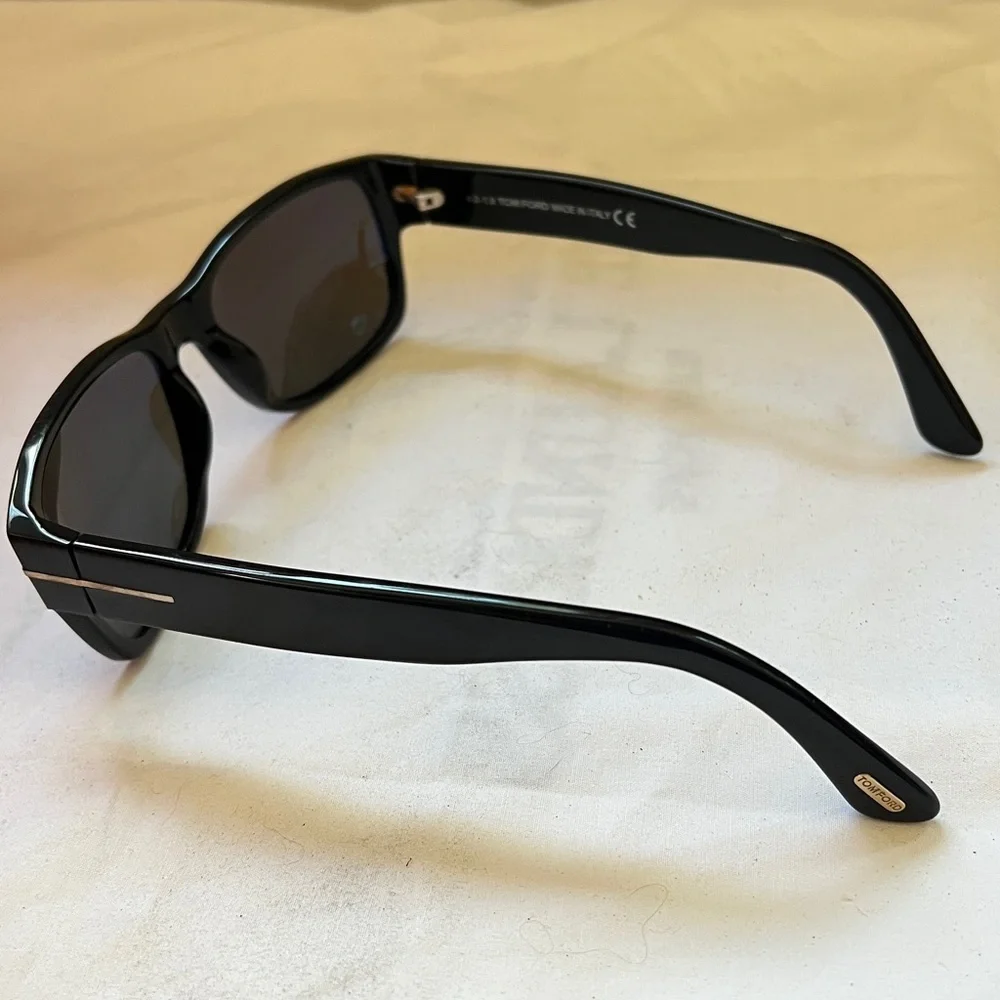 Tom Ford Mason FT0445 Black Sunglasses with Case 56-17 140 3